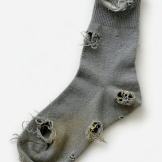 Threadbare Survivor (Gray Crew, Left)